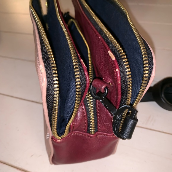 French Connection // Crossbody Purse - Picture 5 of 8